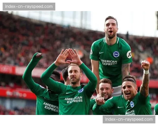 战术复盘：布莱顿如何通过高位压迫限制曼城的中场出球